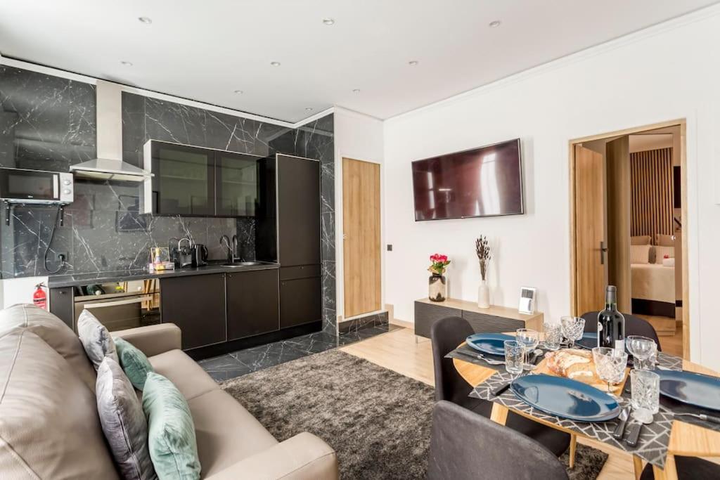 Suite Paris, Tour Eiffel, Champs Elysées Extérieur photo