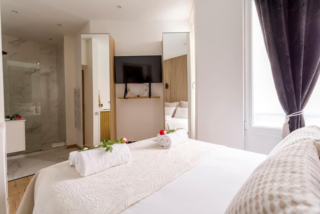 Suite Paris, Tour Eiffel, Champs Elysées Extérieur photo