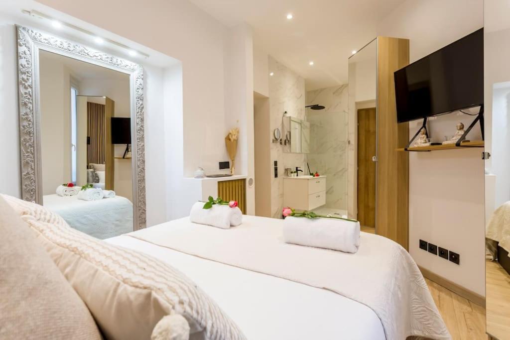 Suite Paris, Tour Eiffel, Champs Elysées Extérieur photo